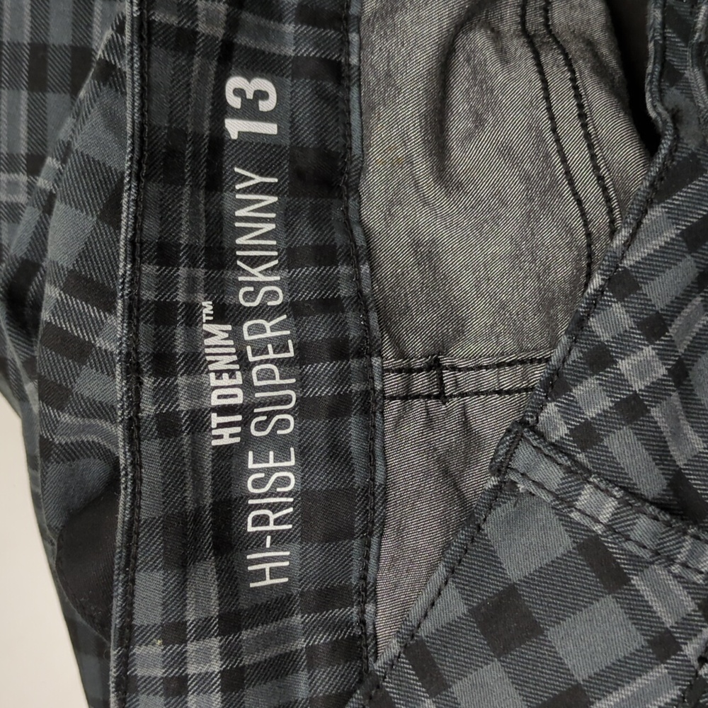 Hot Topic Hi-rise Super skinny Plaid Jeans with Suspenders - Picture 7 of 9